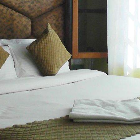 Floret Sojourn Hotel ชิมลา ภายนอก รูปภาพ