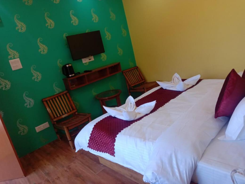 Floret Sojourn Hotel ชิมลา ภายนอก รูปภาพ