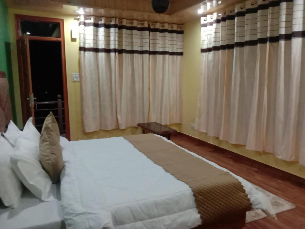 Floret Sojourn Hotel ชิมลา ภายนอก รูปภาพ