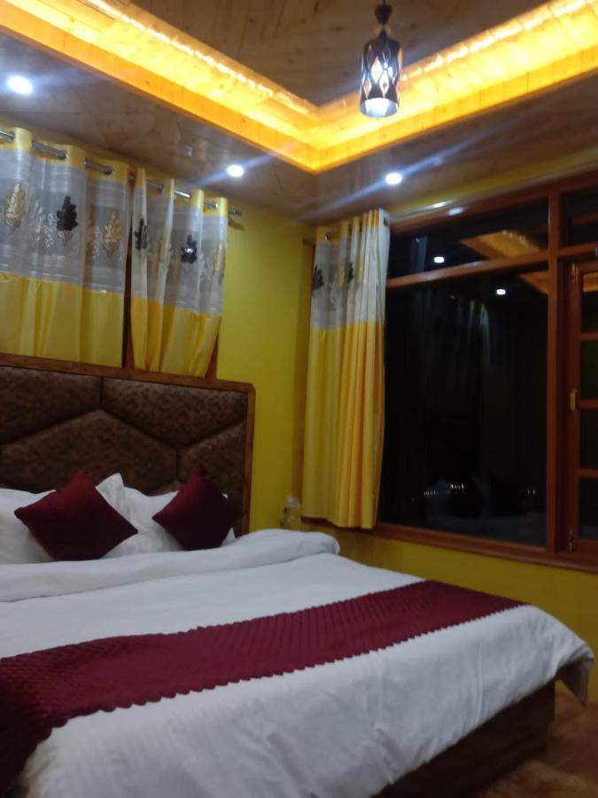 Floret Sojourn Hotel ชิมลา ภายนอก รูปภาพ